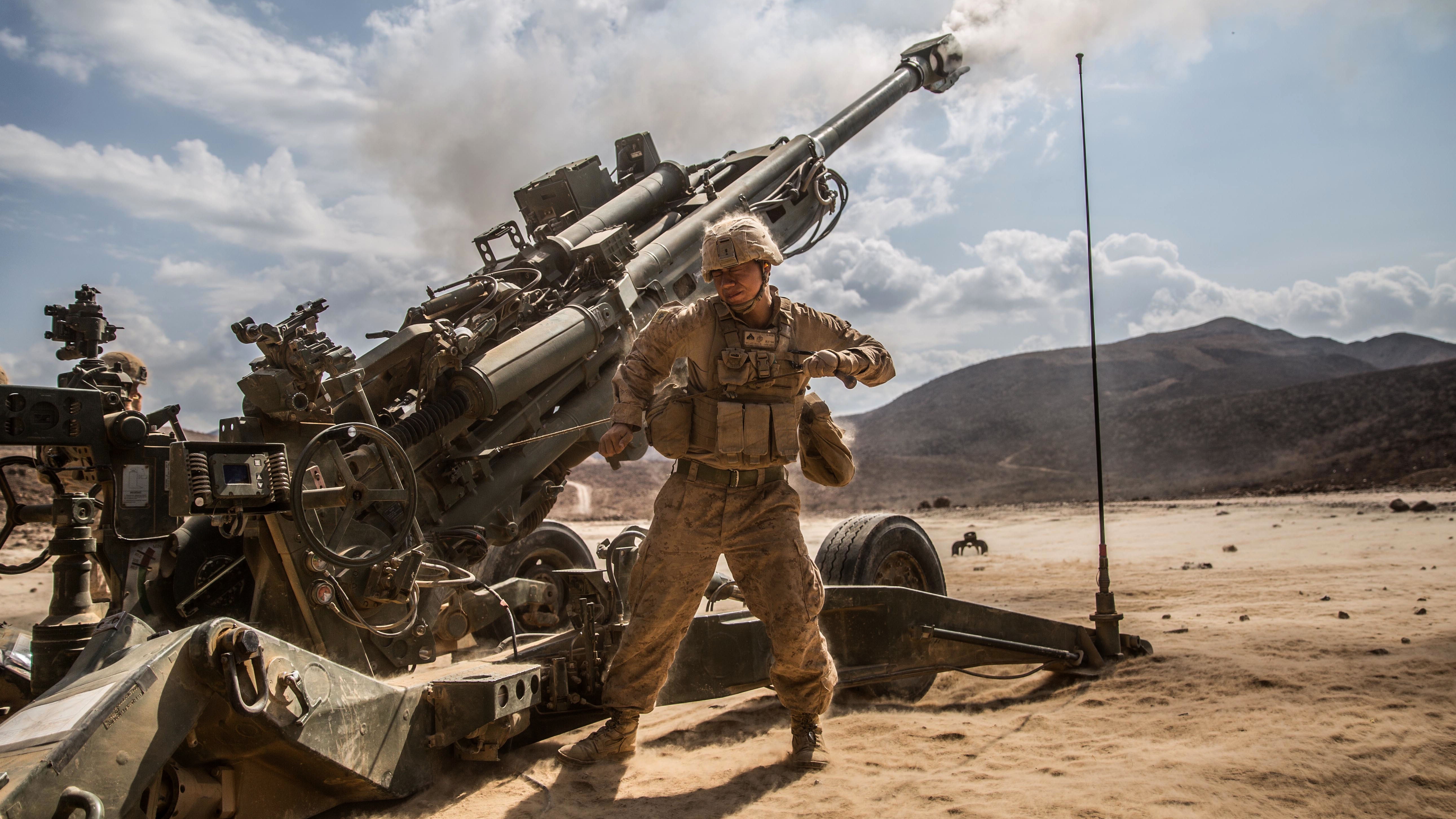 Artillery M777 Howitzer Soldier Wallpaper Resolution