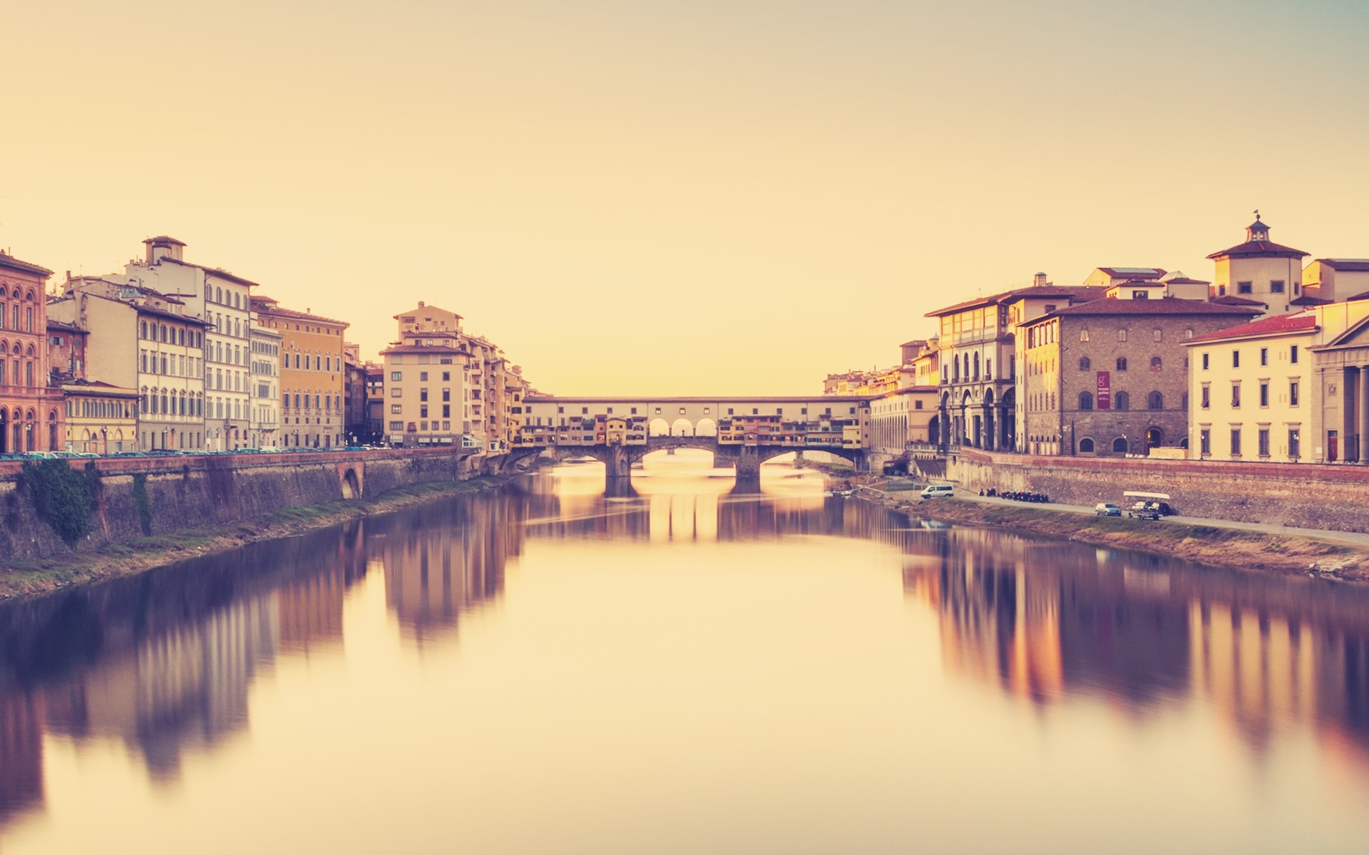 Florence Italy River Bridge Building Day Wallpaper Background