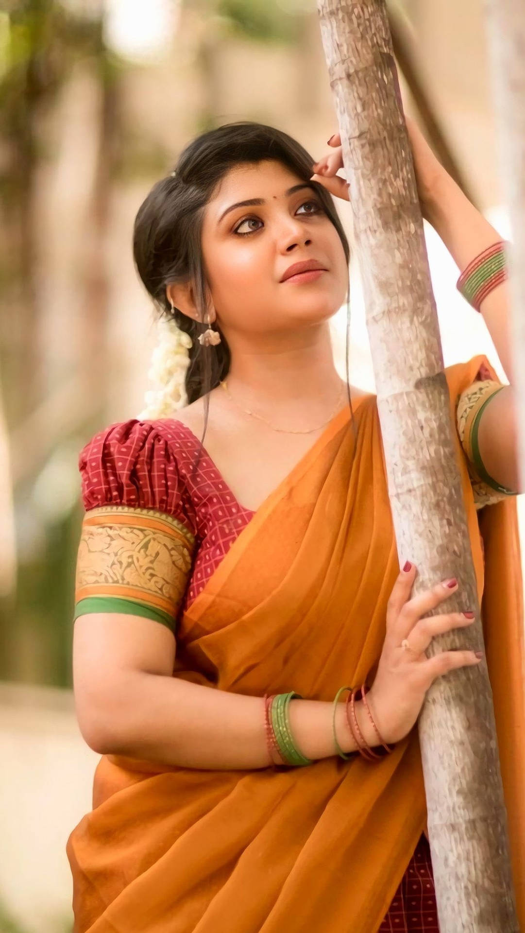 Tiktok Star Gayathri Shan 549me4e6hga0px7r Wallpaper