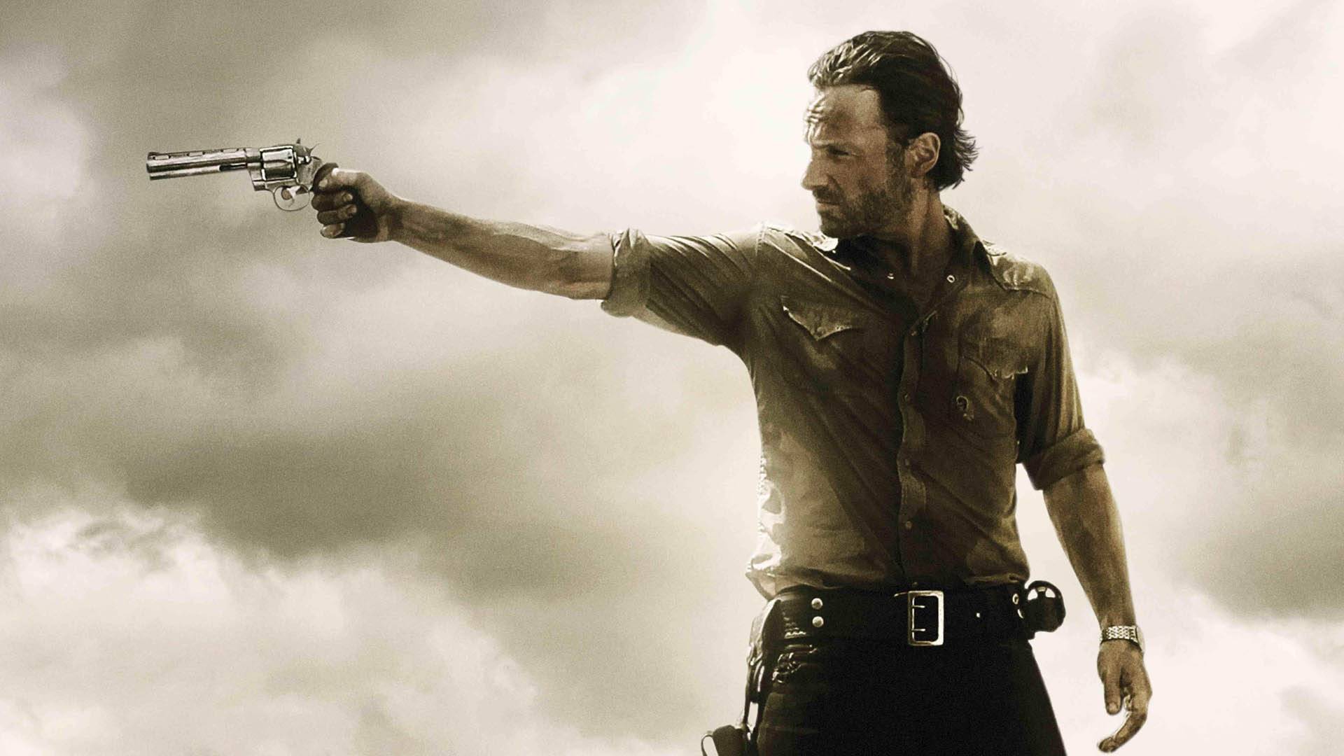 The Walking Dead Rick Aiming Grimes His Revolver