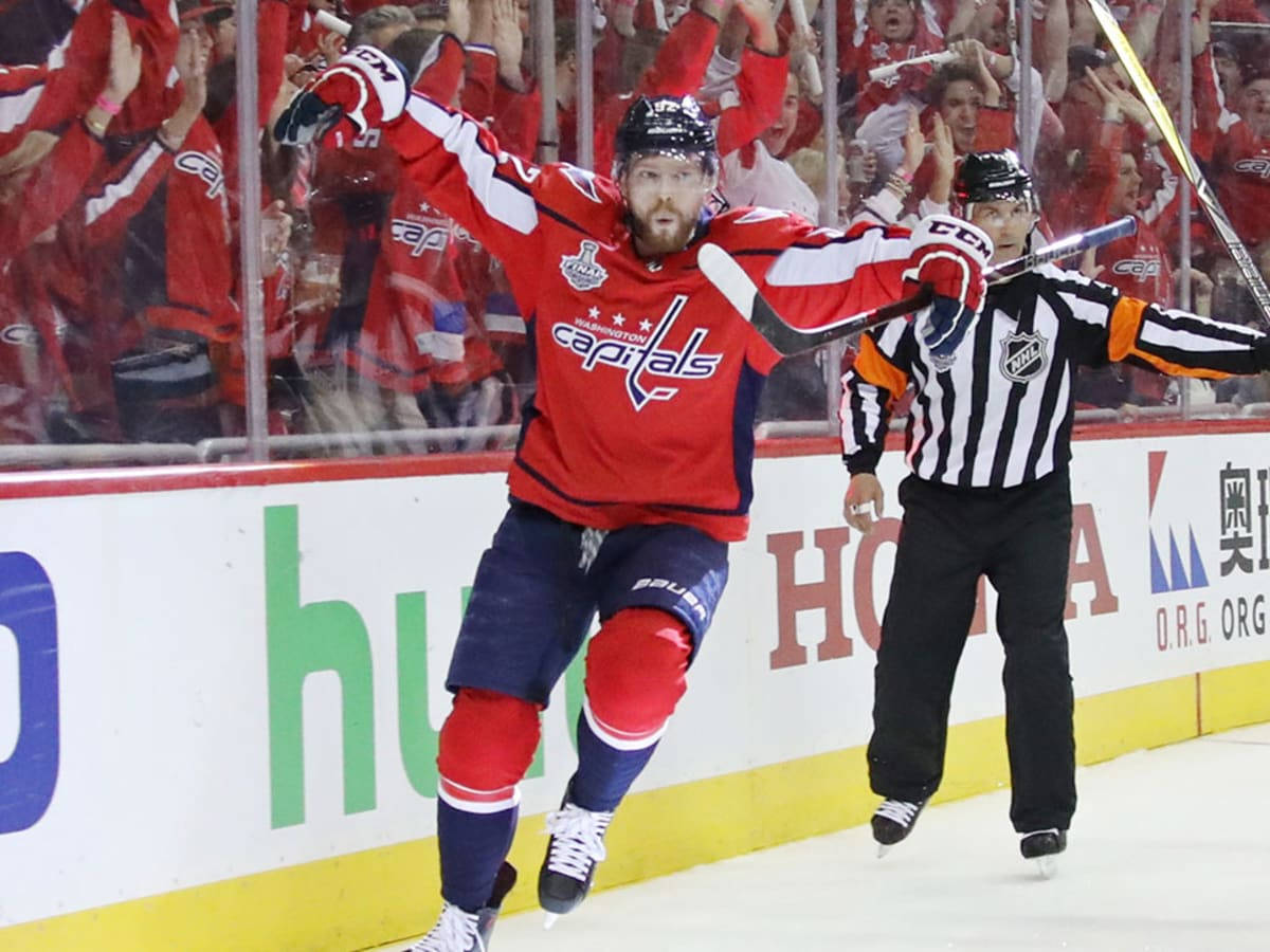 Evgeny Kuznetsov Posed To Win Wallpaper