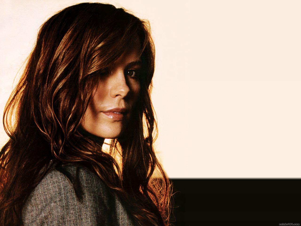 Kate Beckinsale High Quality Wallpaper Size Of