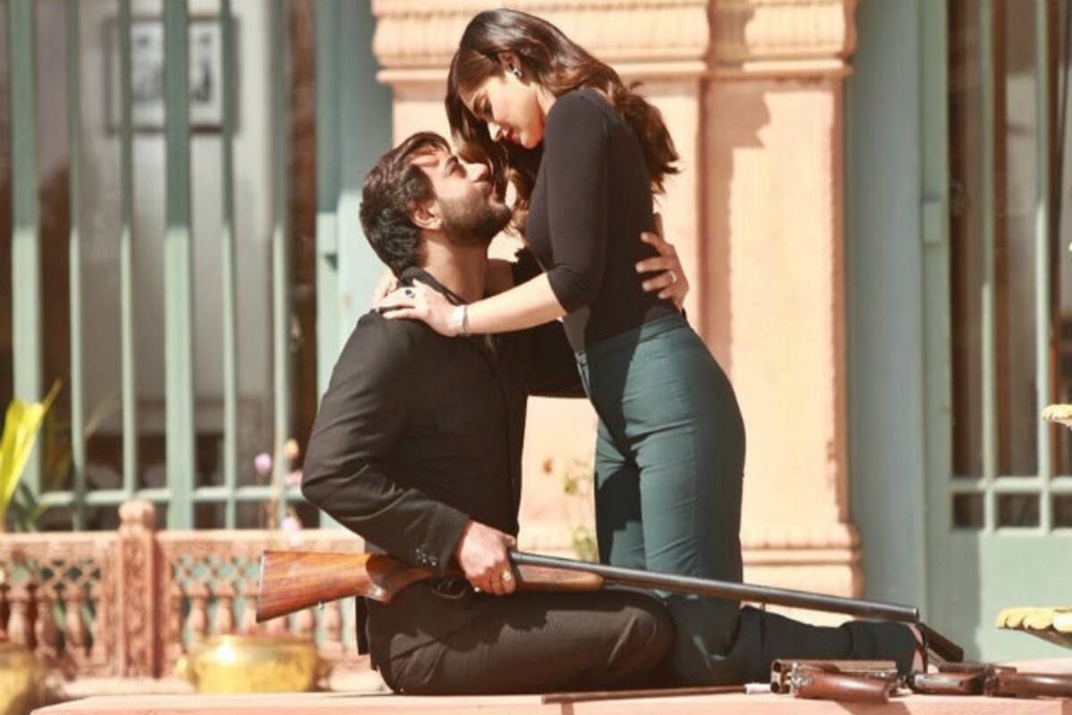 After Baadshaho Ajay Devgn To Romance Ileana D Cruz In Raid