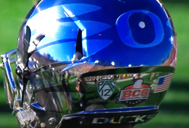 Oregon Ducks Helmet1