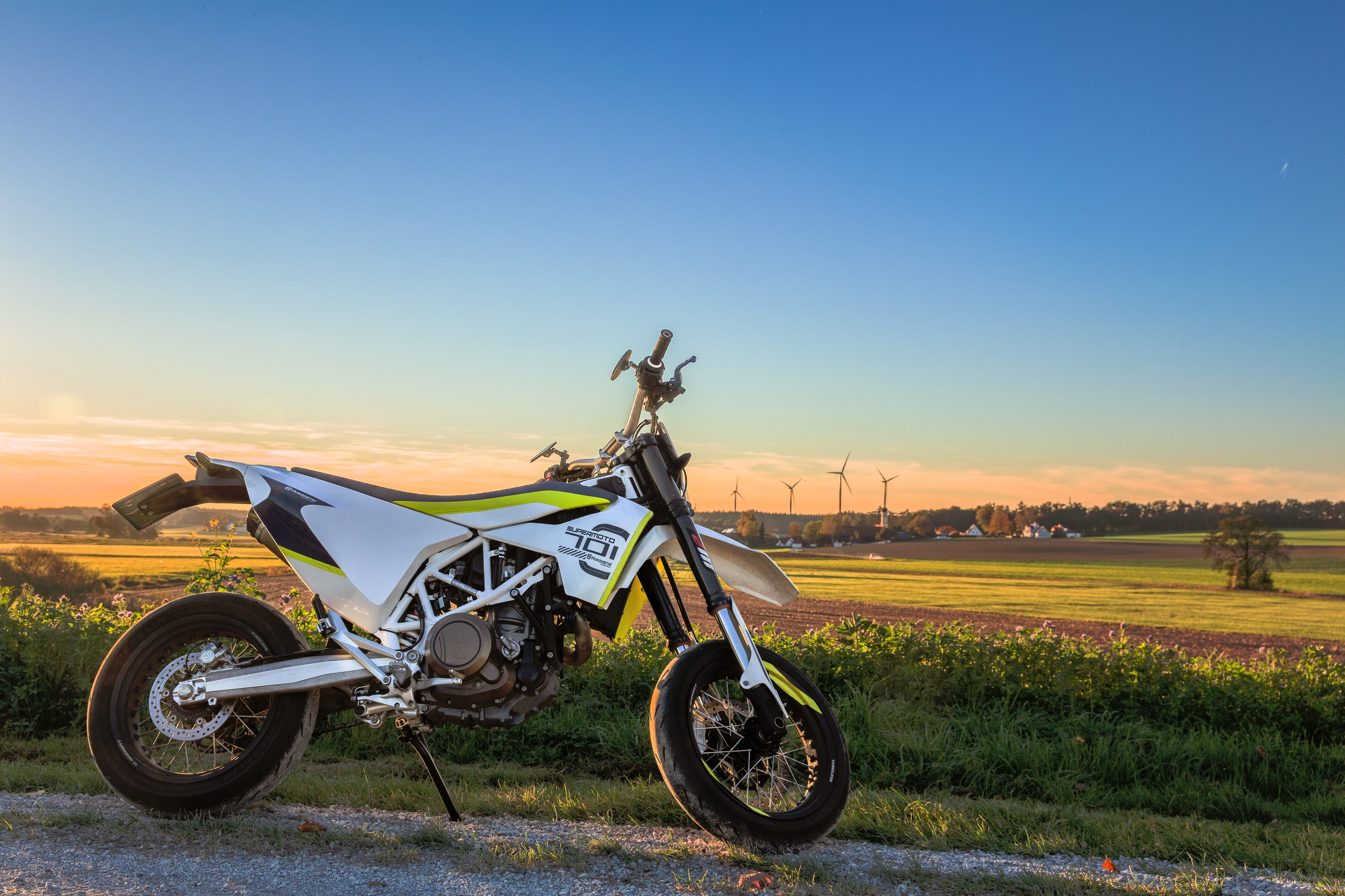 Motorcycle HDr Autumn High Quality Husqvarna Nature