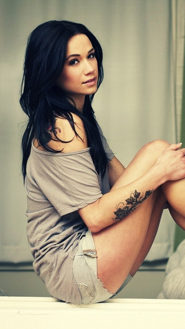 Beautiful Women The iPhone Wallpaper Tattoo Girl