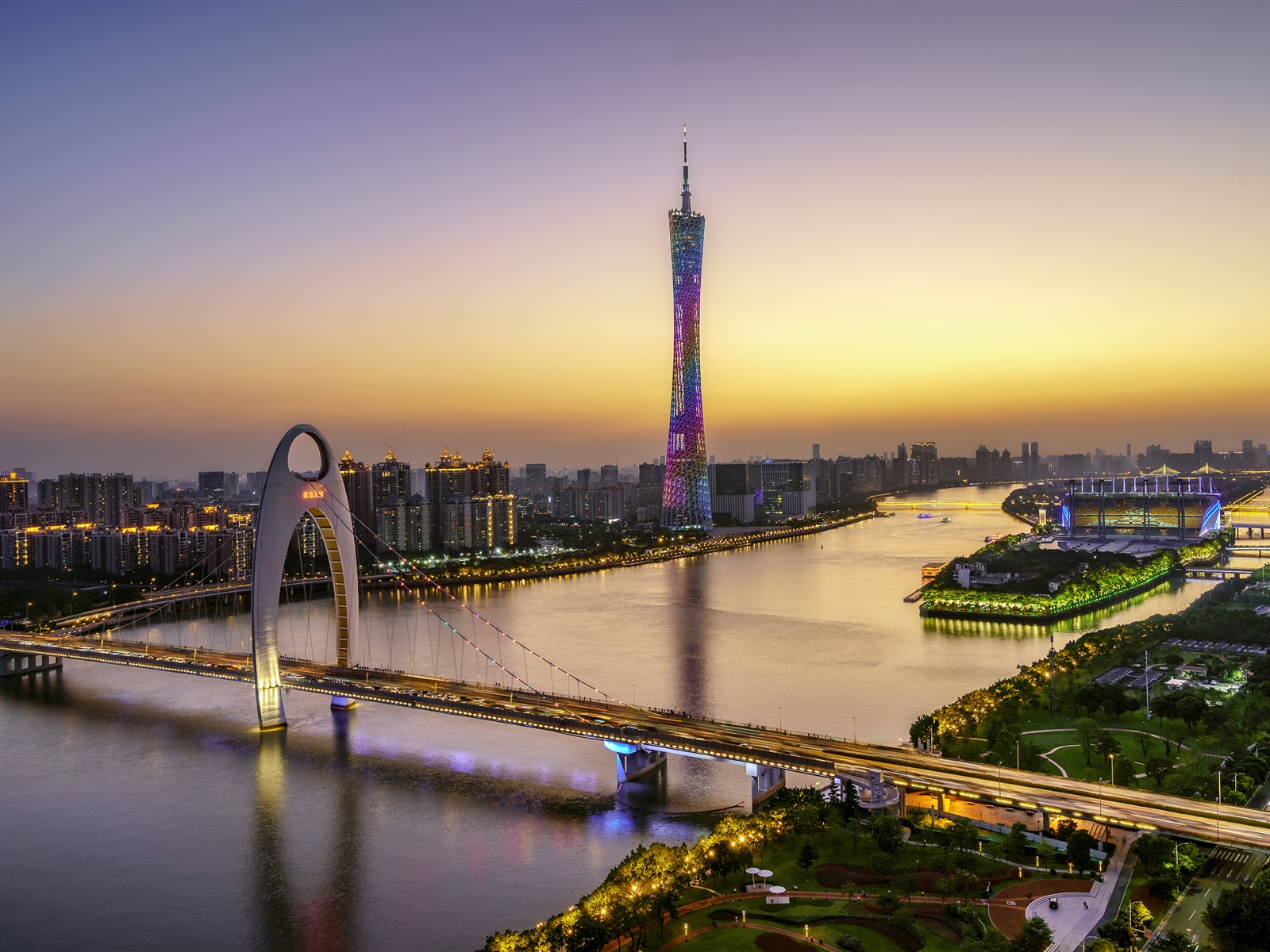 Wallpaper Beautiful Guangzhou Canton Tower Bridge River