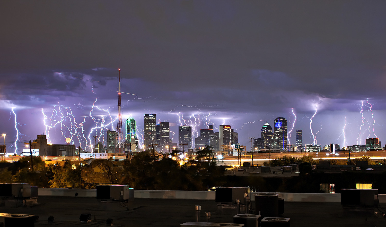 Dallas Lightning Storm
