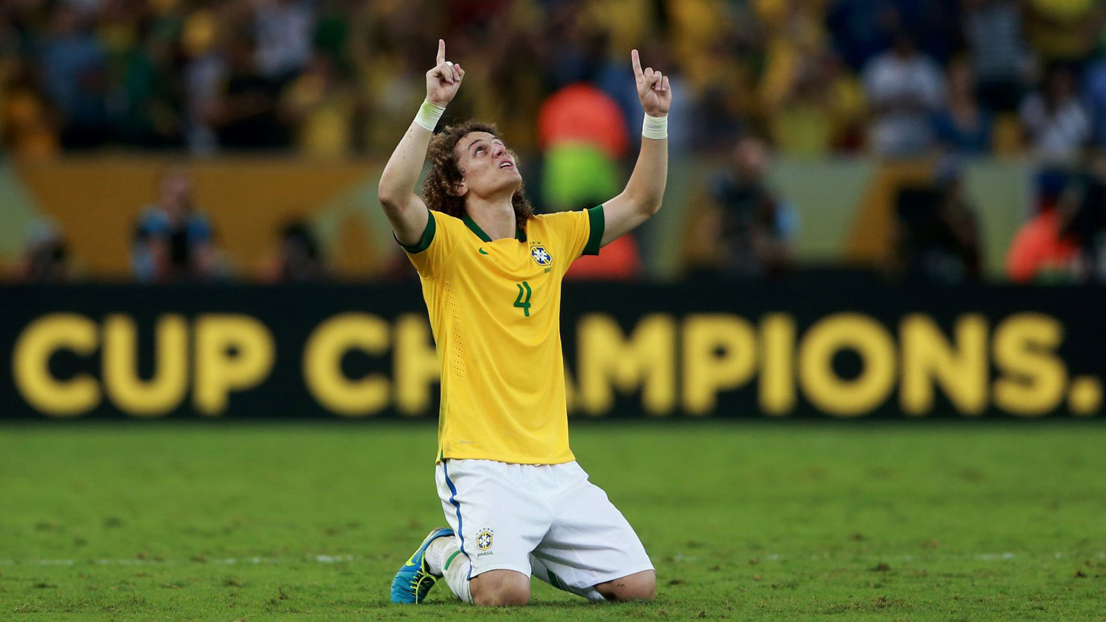 David Luiz Brazil Defender Wallpaper Football HD