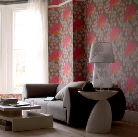 Bold floral wallpaper living room Living rooms Decorating ideas 550x548