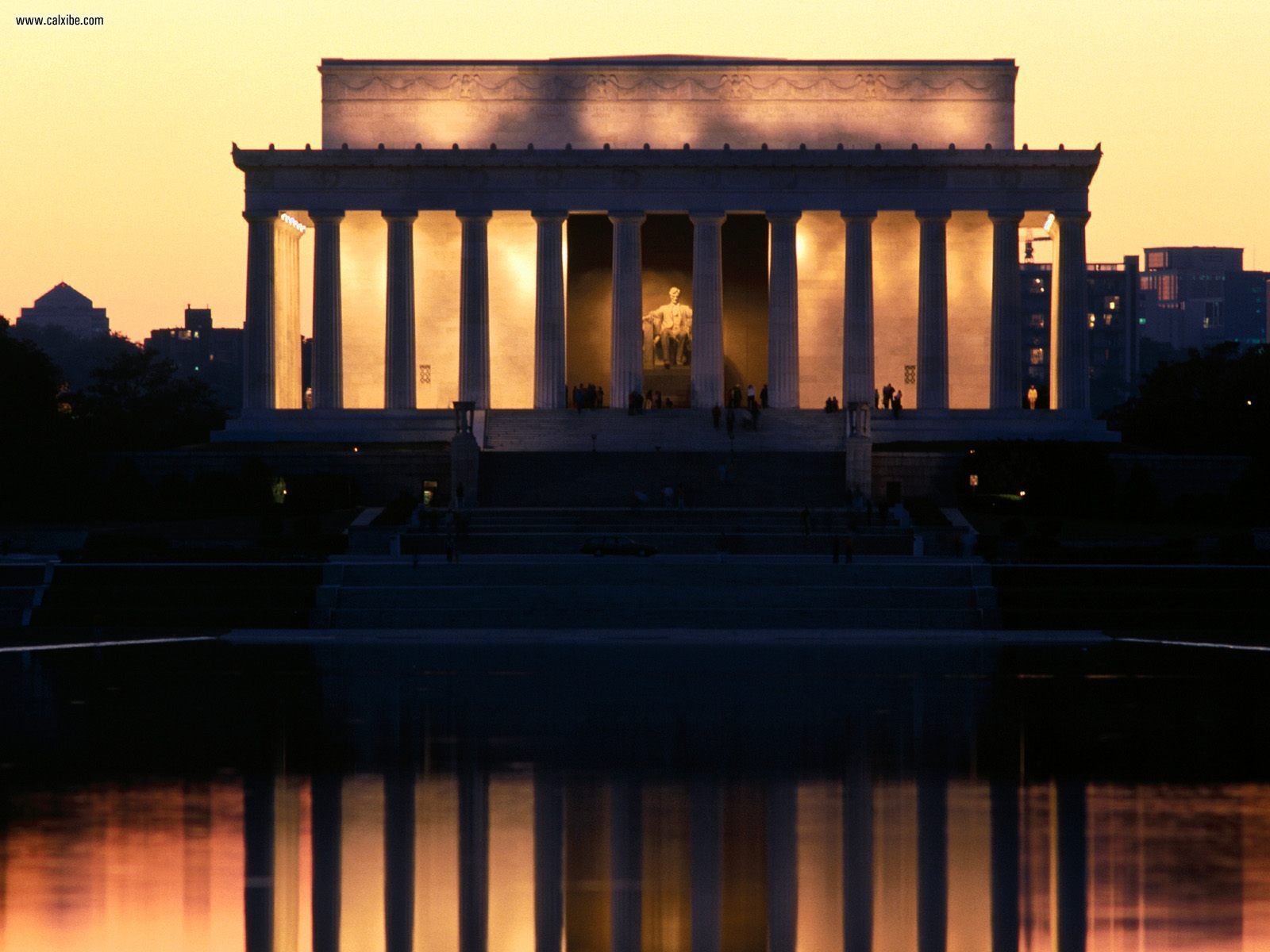 Lincoln Memorial Reflected Washington Dc Known Places