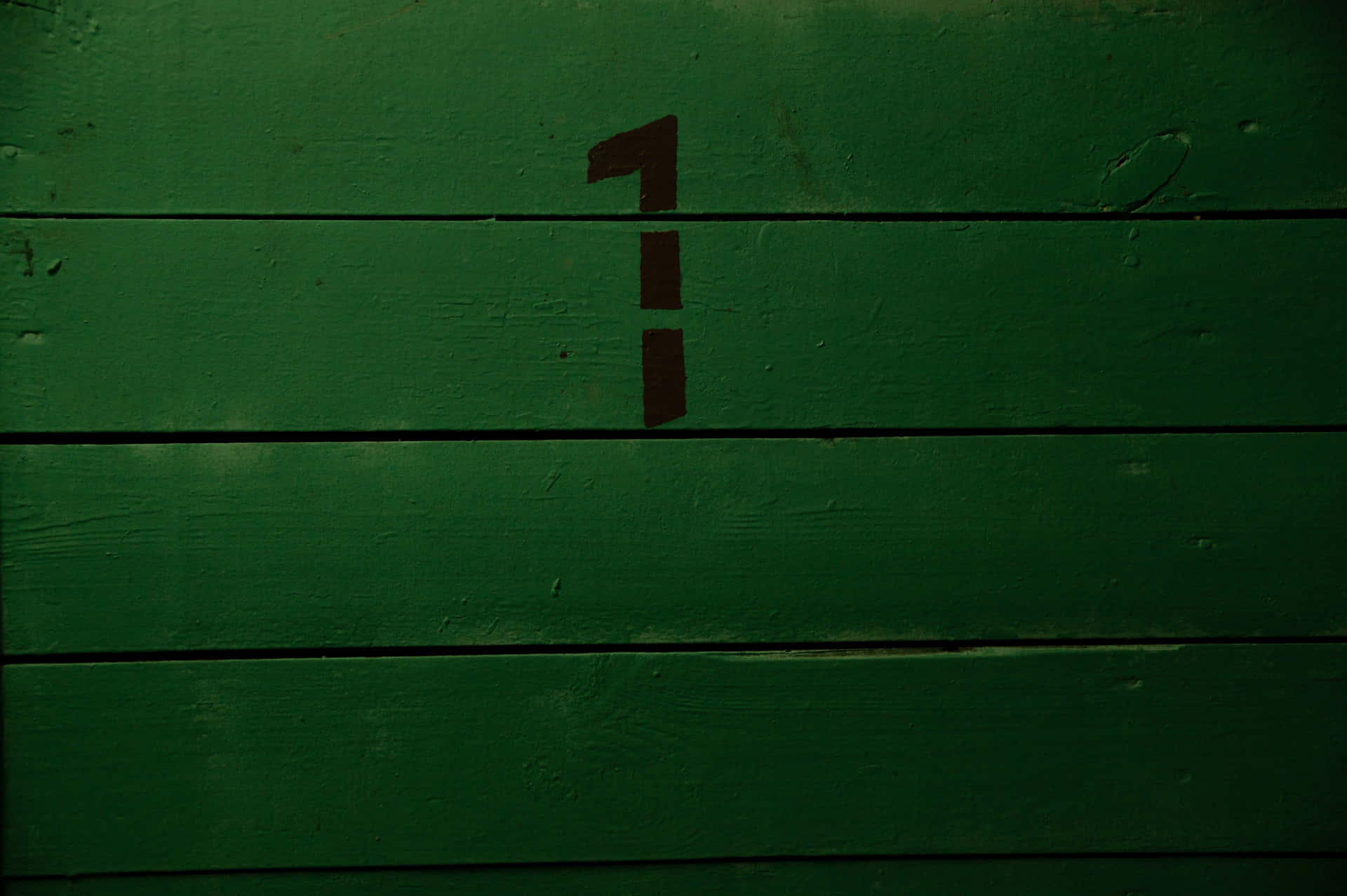 Moodily Deep Dark Green Grunge Wallpaper