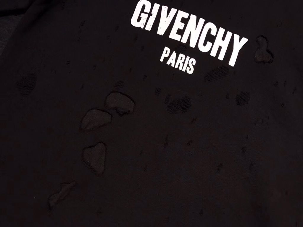 Givenchy Wallpaper Top Background