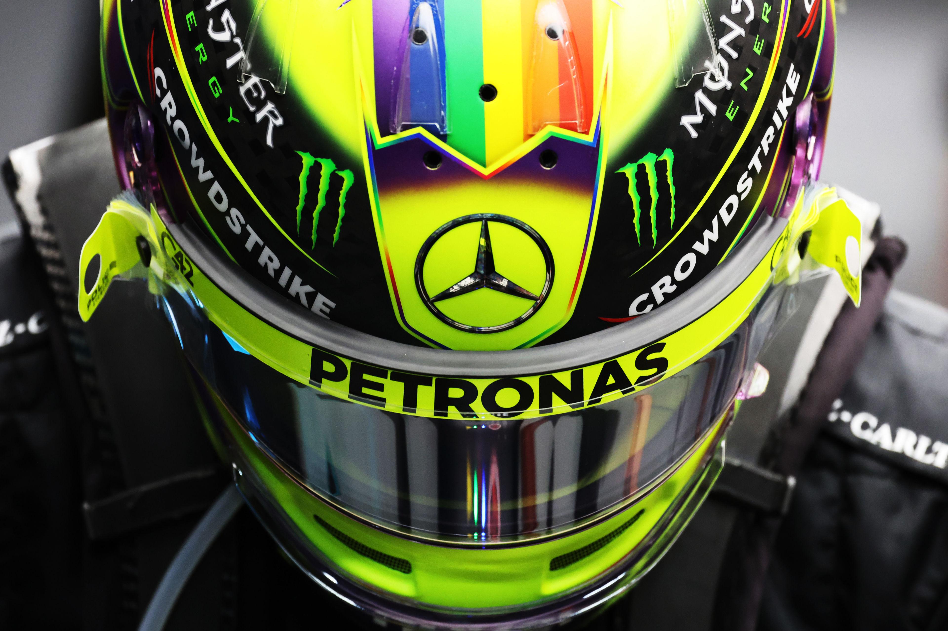 Official Mercedes Amg Petronas F1 Team Wallpaper