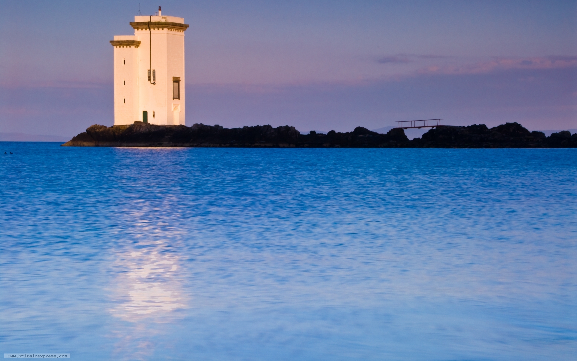 Photo Of Carraig Fhada Lighthouse Islay