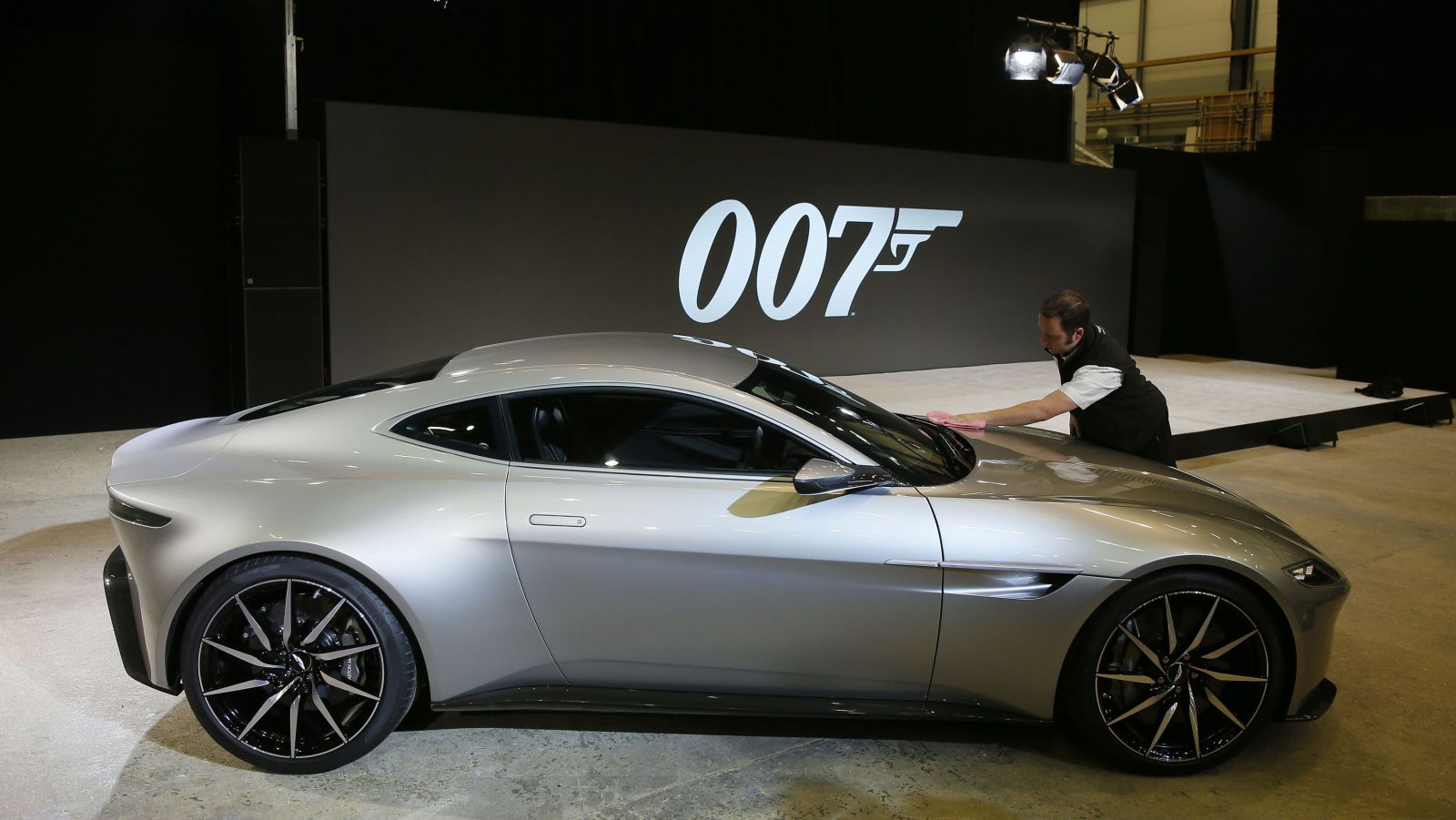 The New James Bond Film Spectre Aston Martin Db10 Quartz