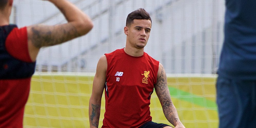 Gerrard Kritik Barca Soal Coutinho Bola Net
