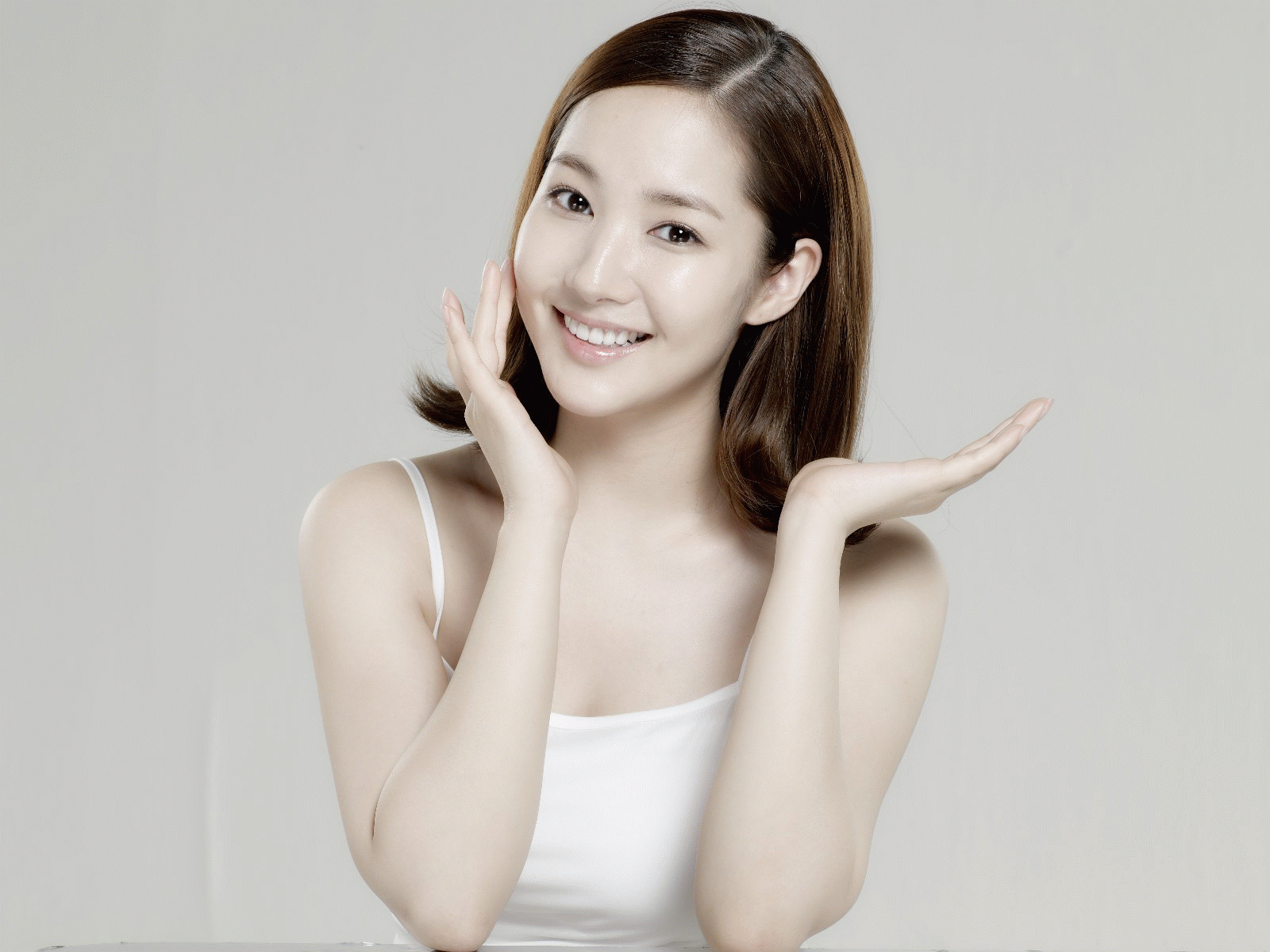 Park Min Young Minyoung For Anya Cosmetics