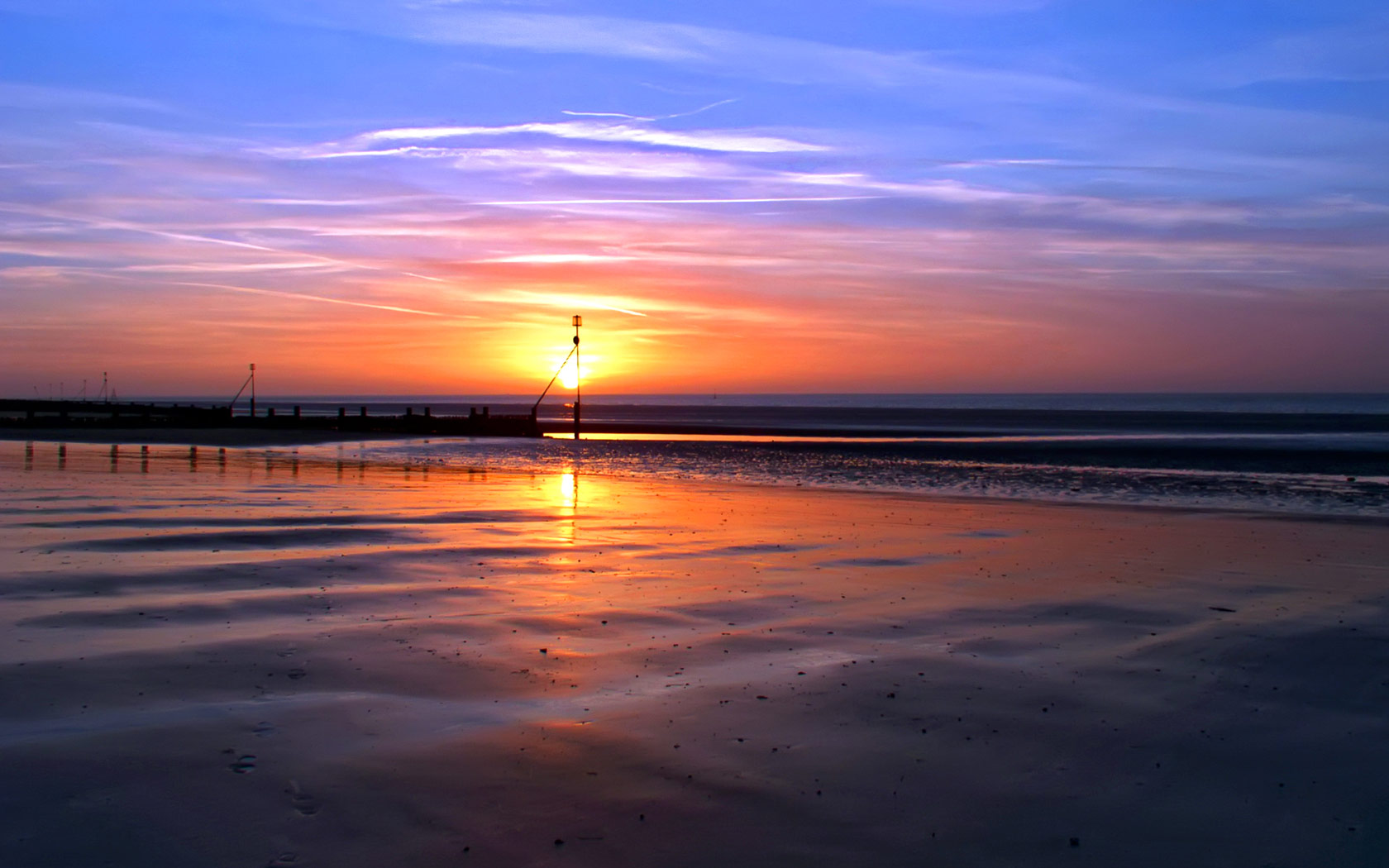 Sunset Beach in Norfolk Desktop Wallpaper