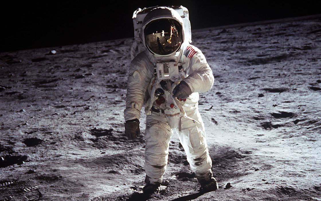 Moon Astronauts Space Suits Apollo Buzz Aldrin Wallpaper
