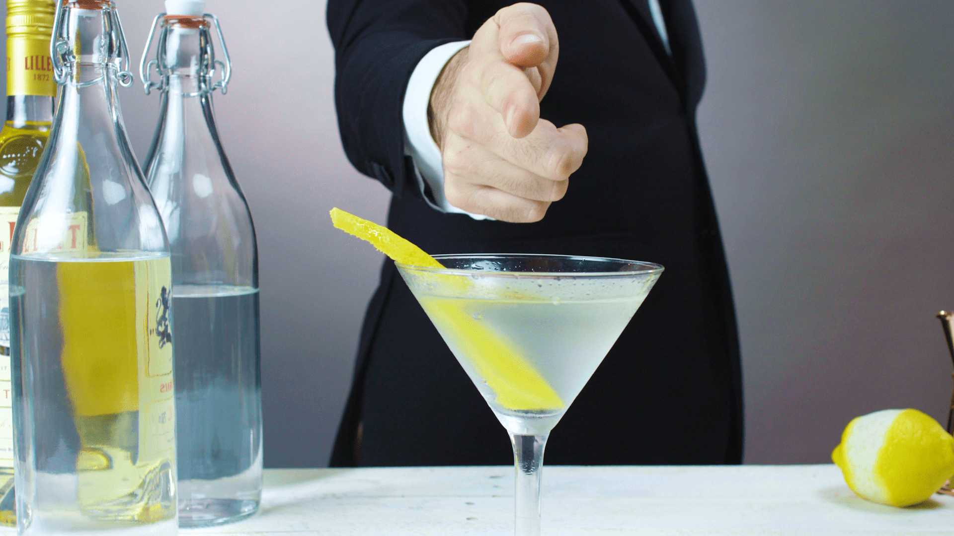 Glamorous Hollywood Cocktails For Your Oscar Party
