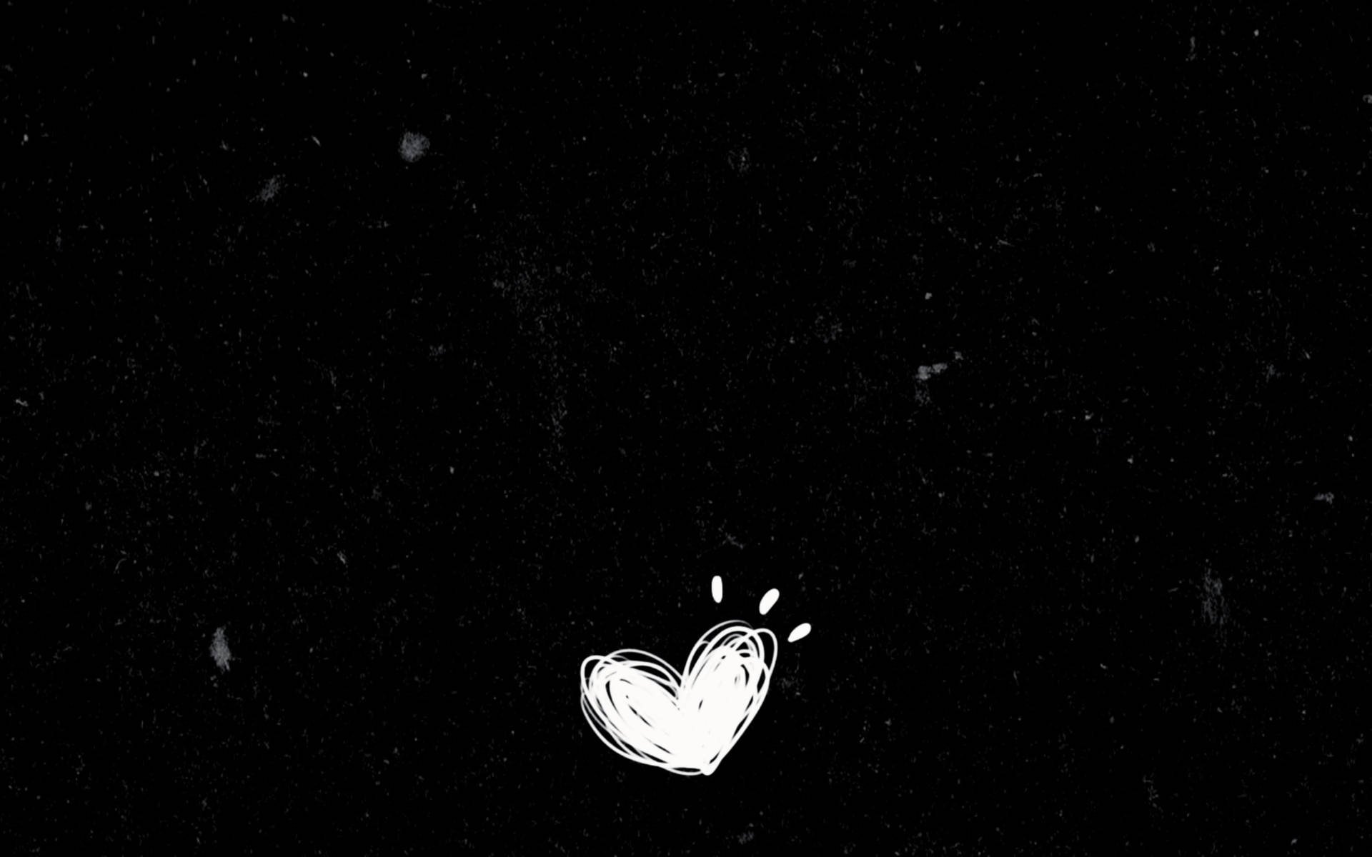 Black And White Heart Wallpaper