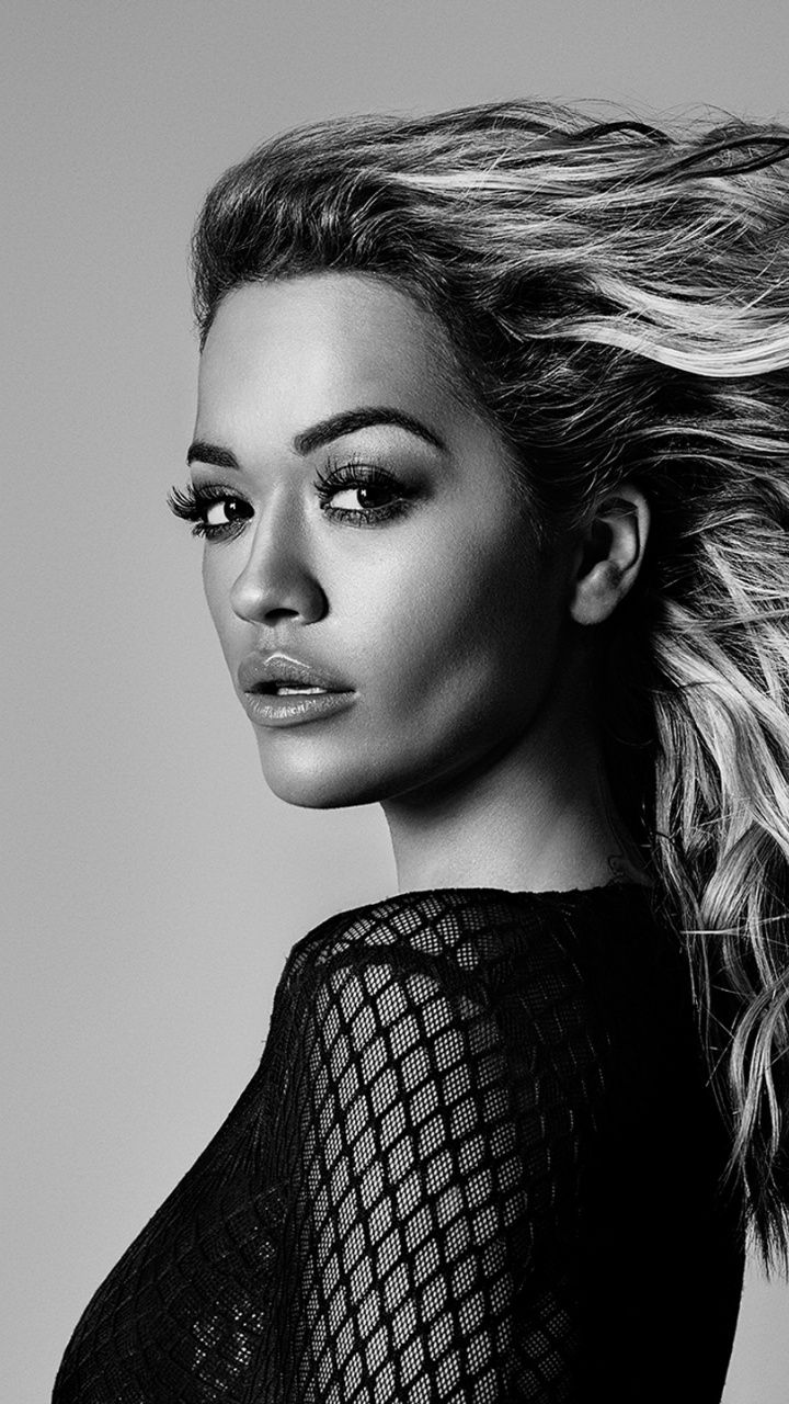 Rita Ora Celebrity Monochrome Wallpaper
