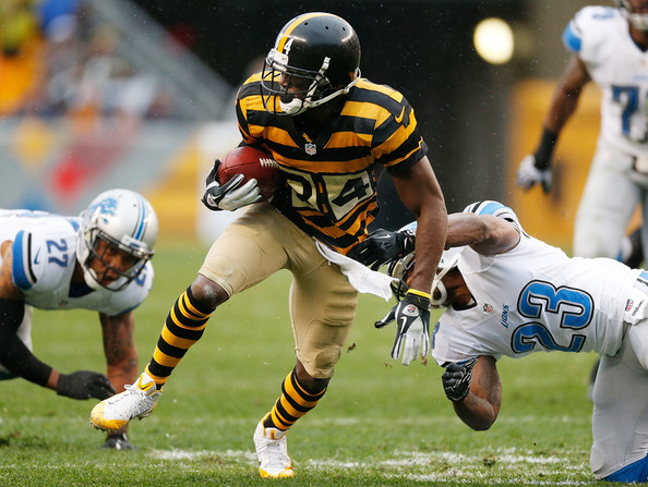 Antonio Brown Of The Pittsburgh Steelers Runs For A