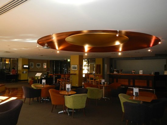 Hotel Riverwalk Melbourne Foyer Area With Inside Bar In Background