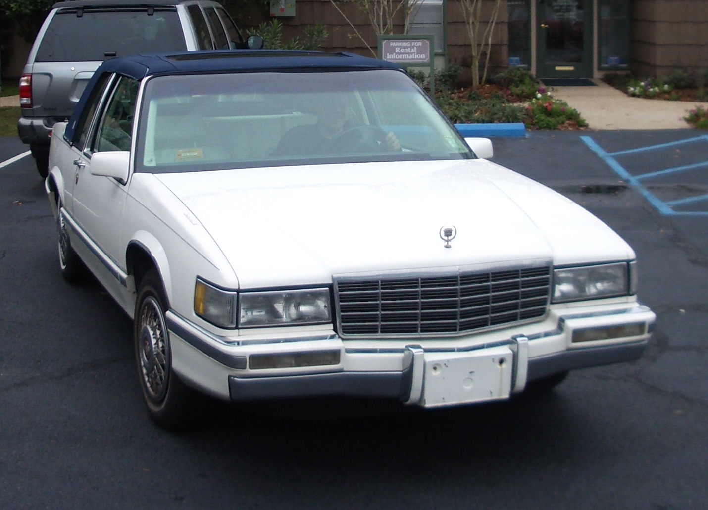 Cadillac Deville Cool HD Wallpaper