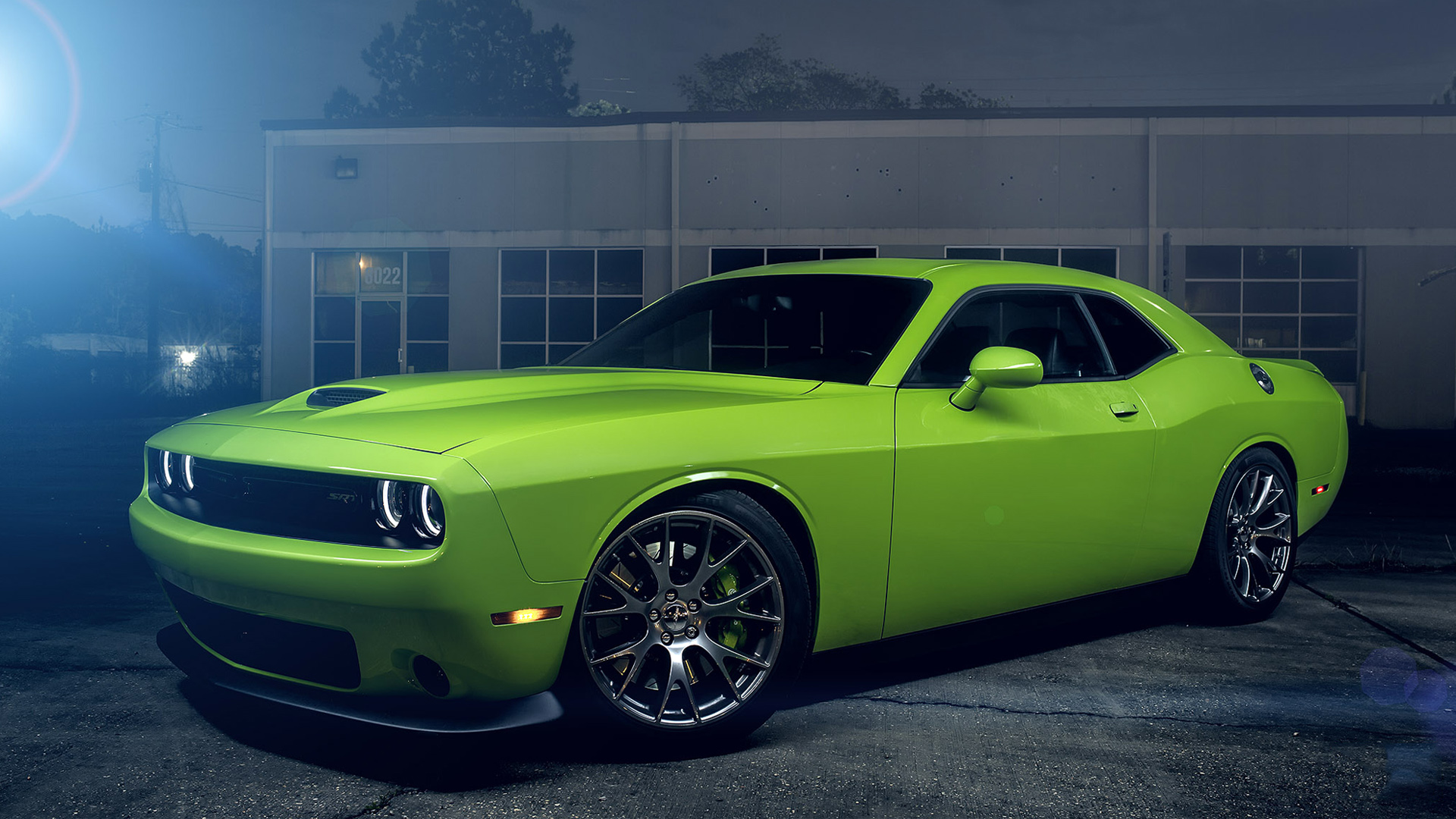 Dodge Challenger Srt Hellcat Green Wallpaper