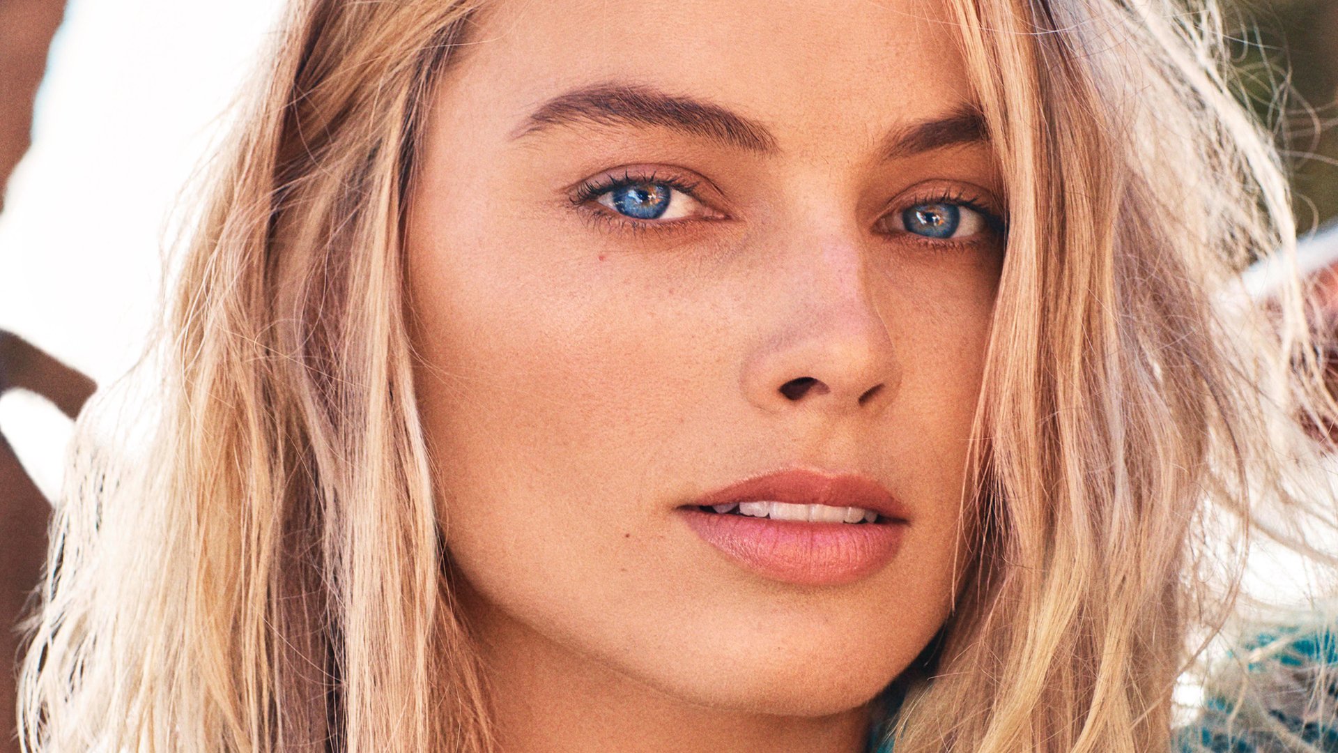 Blonde Celebrity Margot Robbie 4k Ultra HD Wallpaper