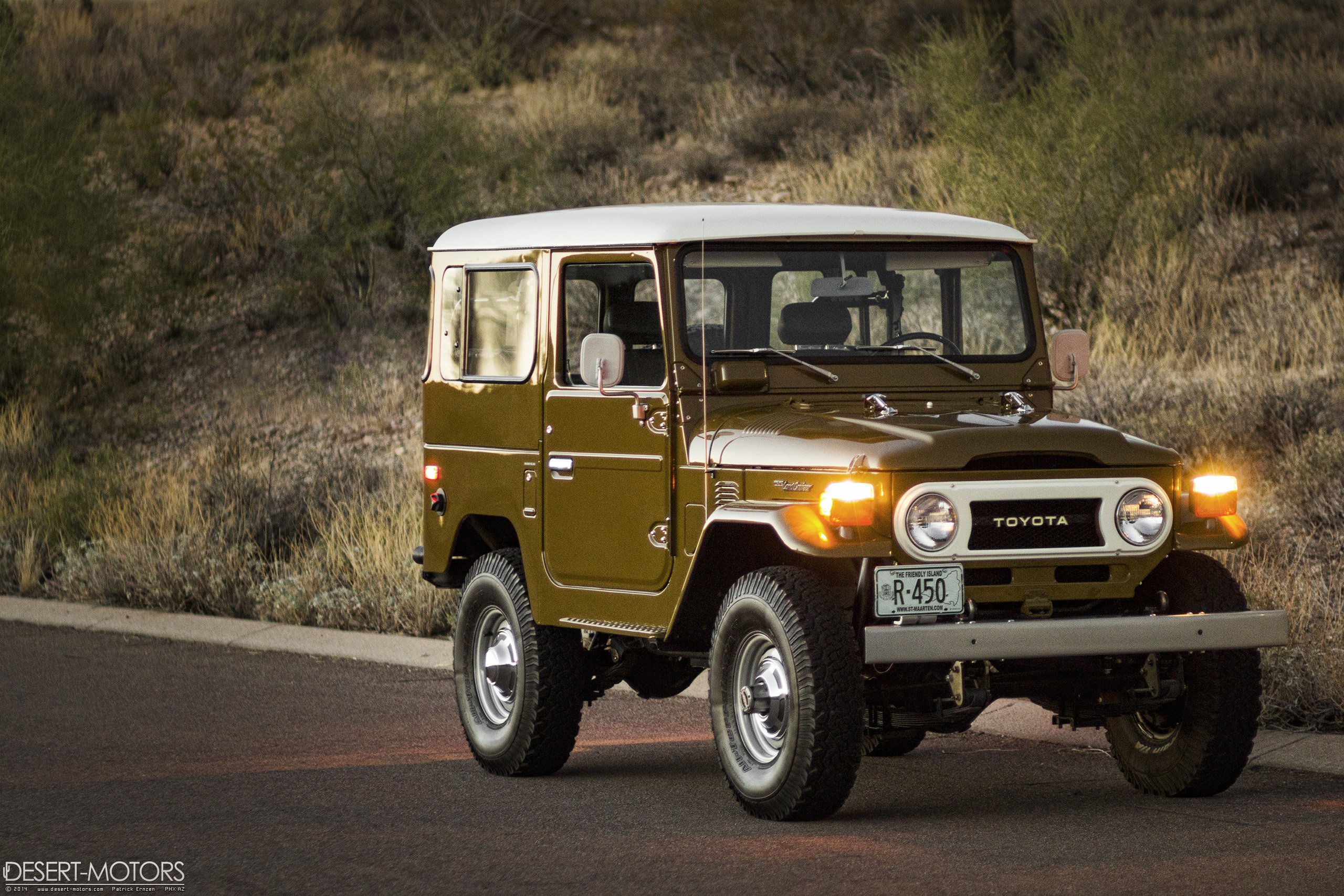 Toyota Fj40 Land Cruiser Suv Wallpaper