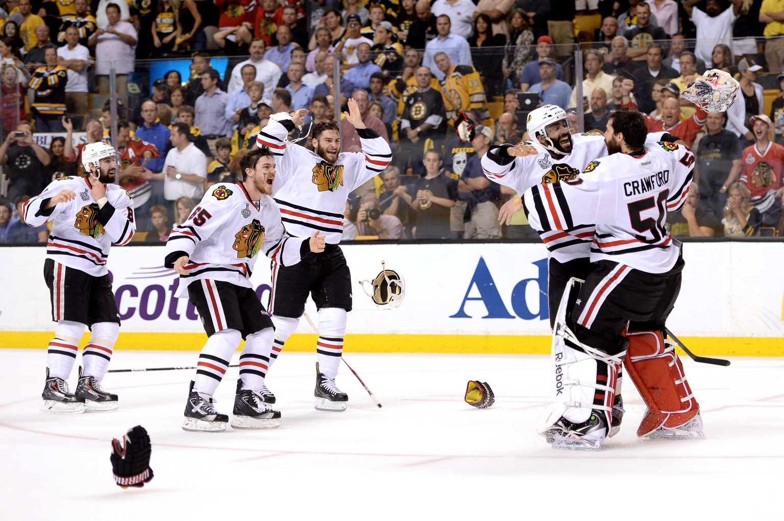 Blackhawks Win Stanley Cup Dave Bolland Scores In Final Minute Of