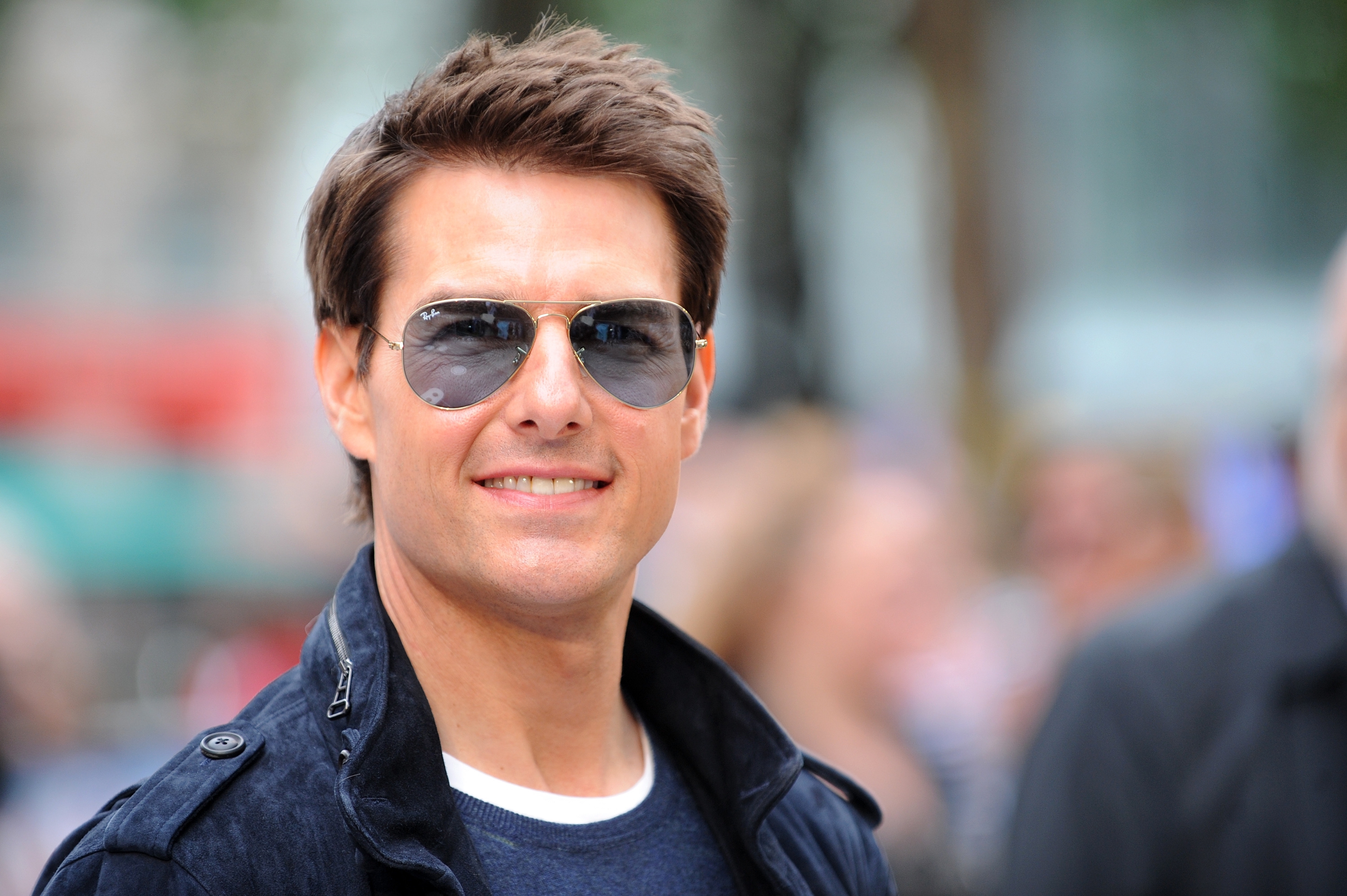 Tom Cruise Wallpaper Image Photos Pictures Background
