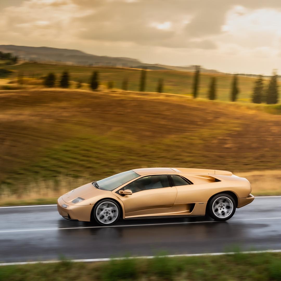 Lamborghini On X Thirty Years Of Diablo A Super