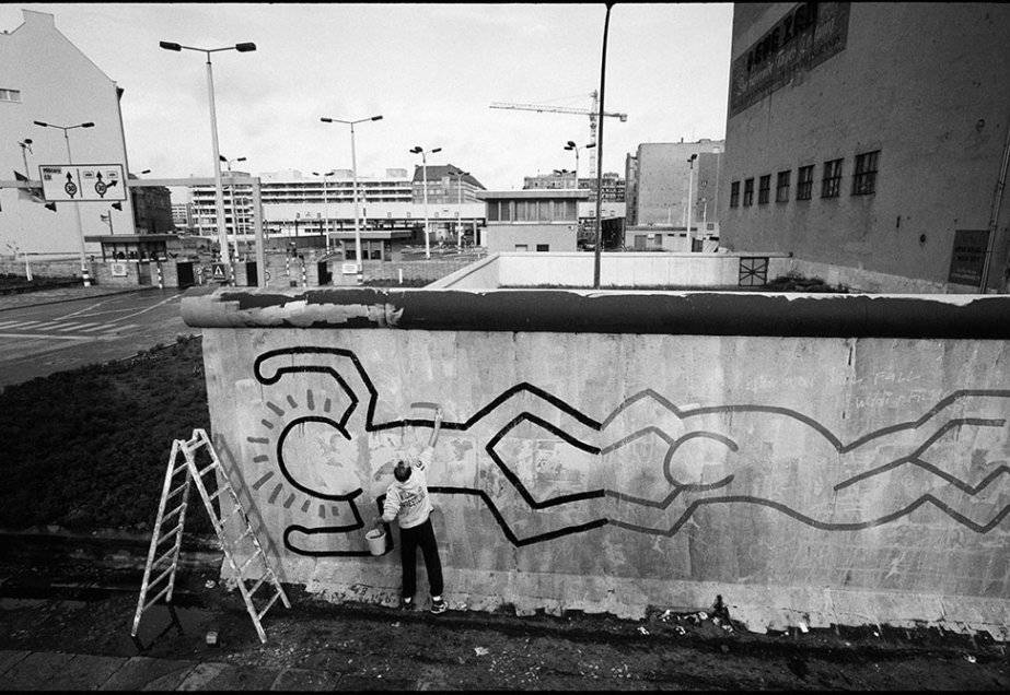 Top Black And White Graffiti Wallpaper Full HD 4k To Use