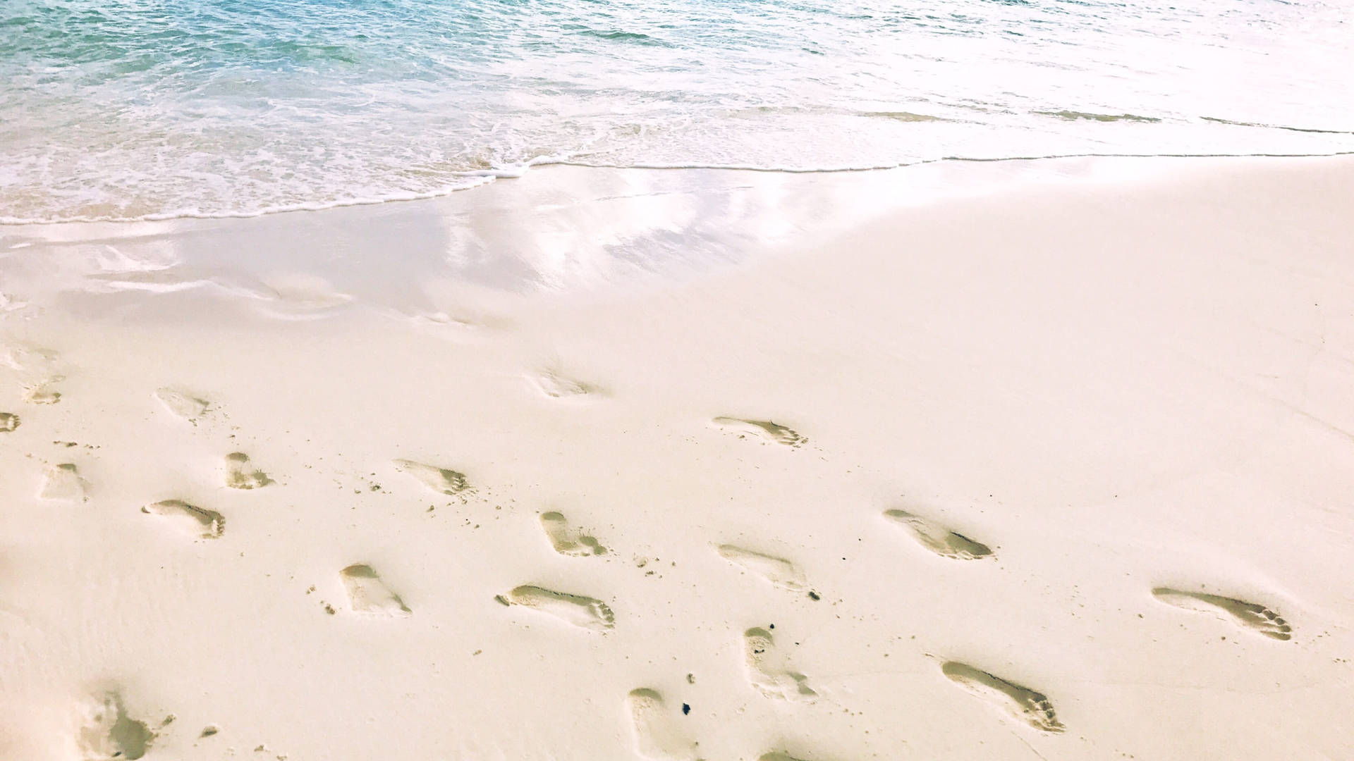 White Beach Wallpaper