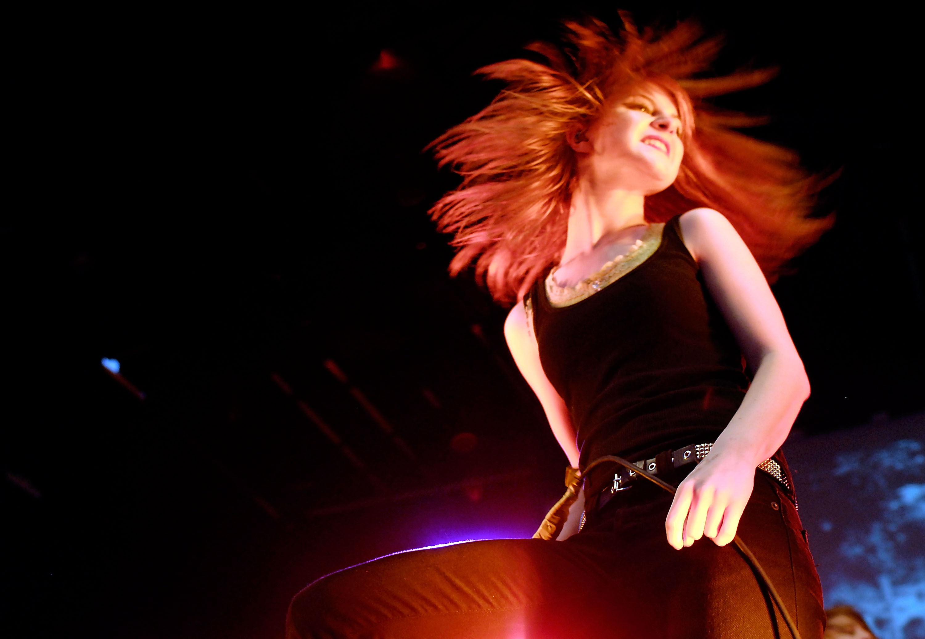 Wallpaper  Hayley Williams guitarist singing Paramore entertainment  stage 1920x1080 px musical theatre performance art rock concert  performing arts 1920x1080  goodfon  600054  HD Wallpapers  WallHere