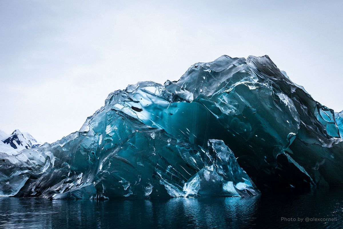 Rare Image Of An Iceberg That Has Flipped Over Rack Mshcdn