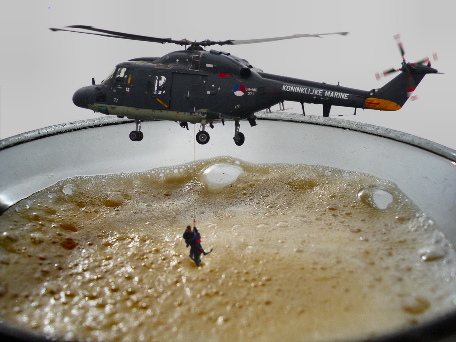 Military Helicopter Rescue Wallpaper
