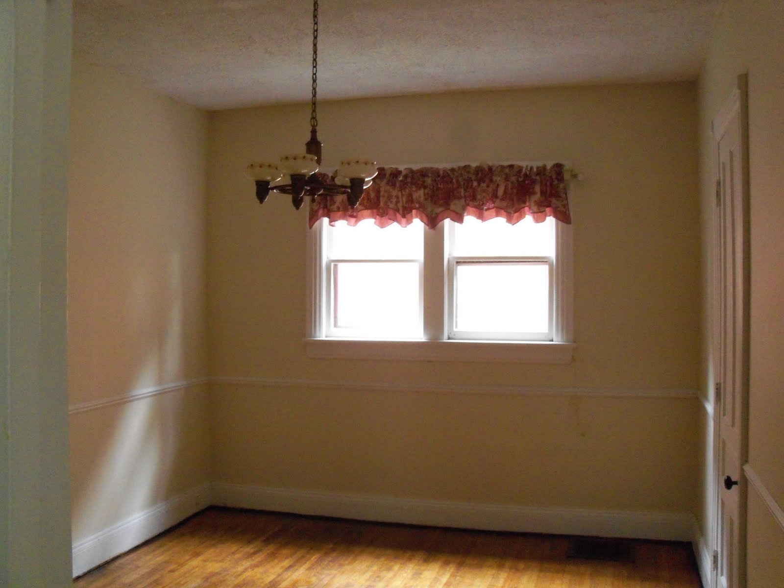 52 Exquisite dining room wall wallpaper For Every Budget