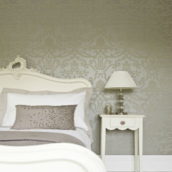 Go For A Luxurious Finish Statement Wallpaper Bedroom