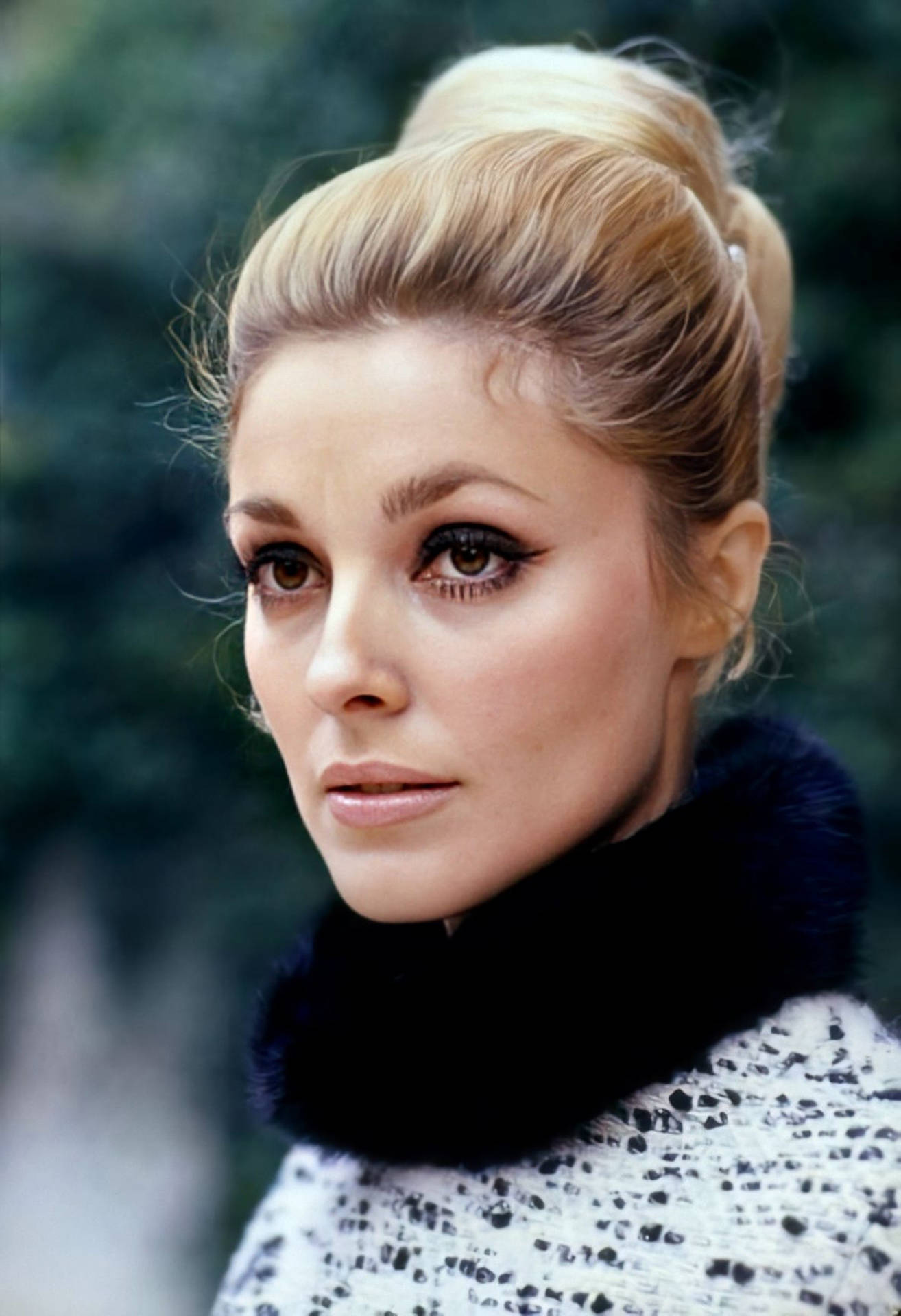 Sharon Tate Wallpaper Helt Gratis