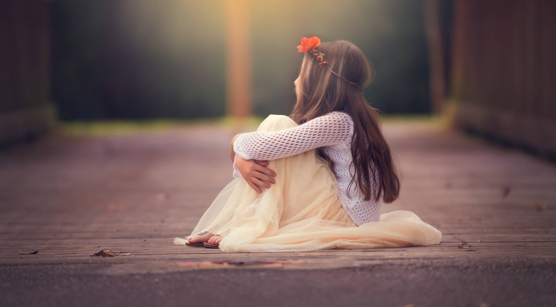 Sad Girl Wallpaper
