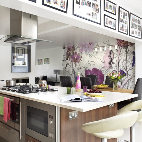 Wallpaper Ideas For Kitchens Wallpapersafari Kitchen Wallpaper Ideas 550x550
