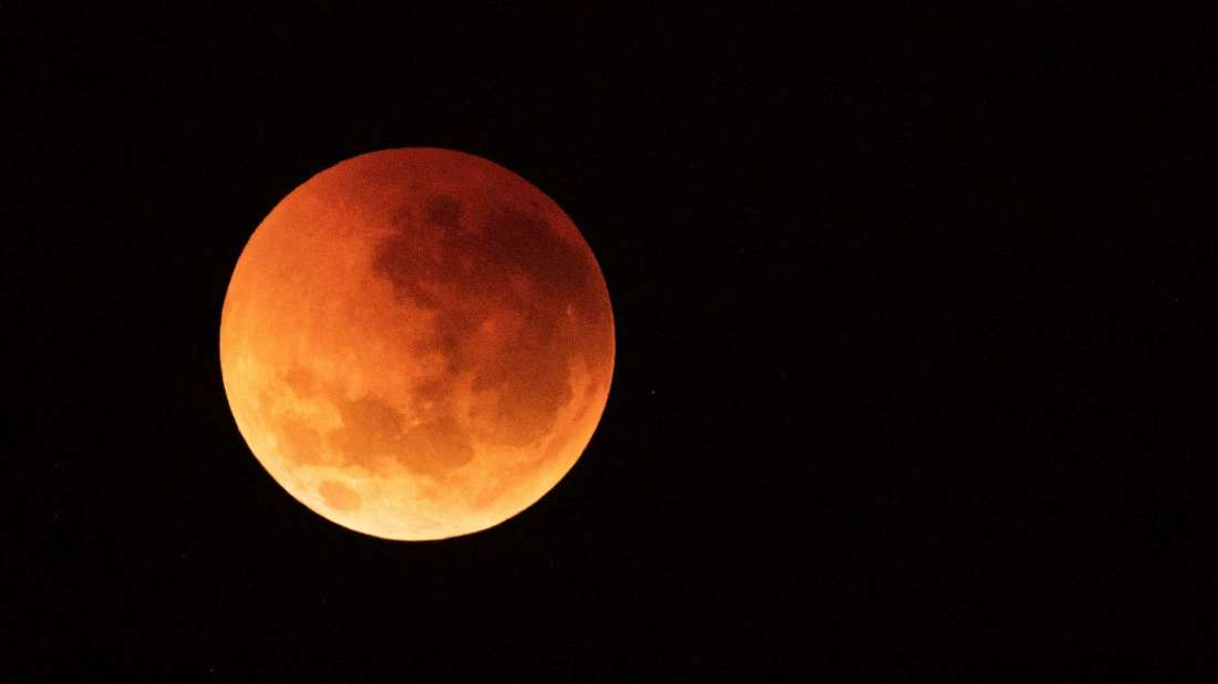 Mark Your Calendars A Rare Super Blood Wolf Moon Is Ing In