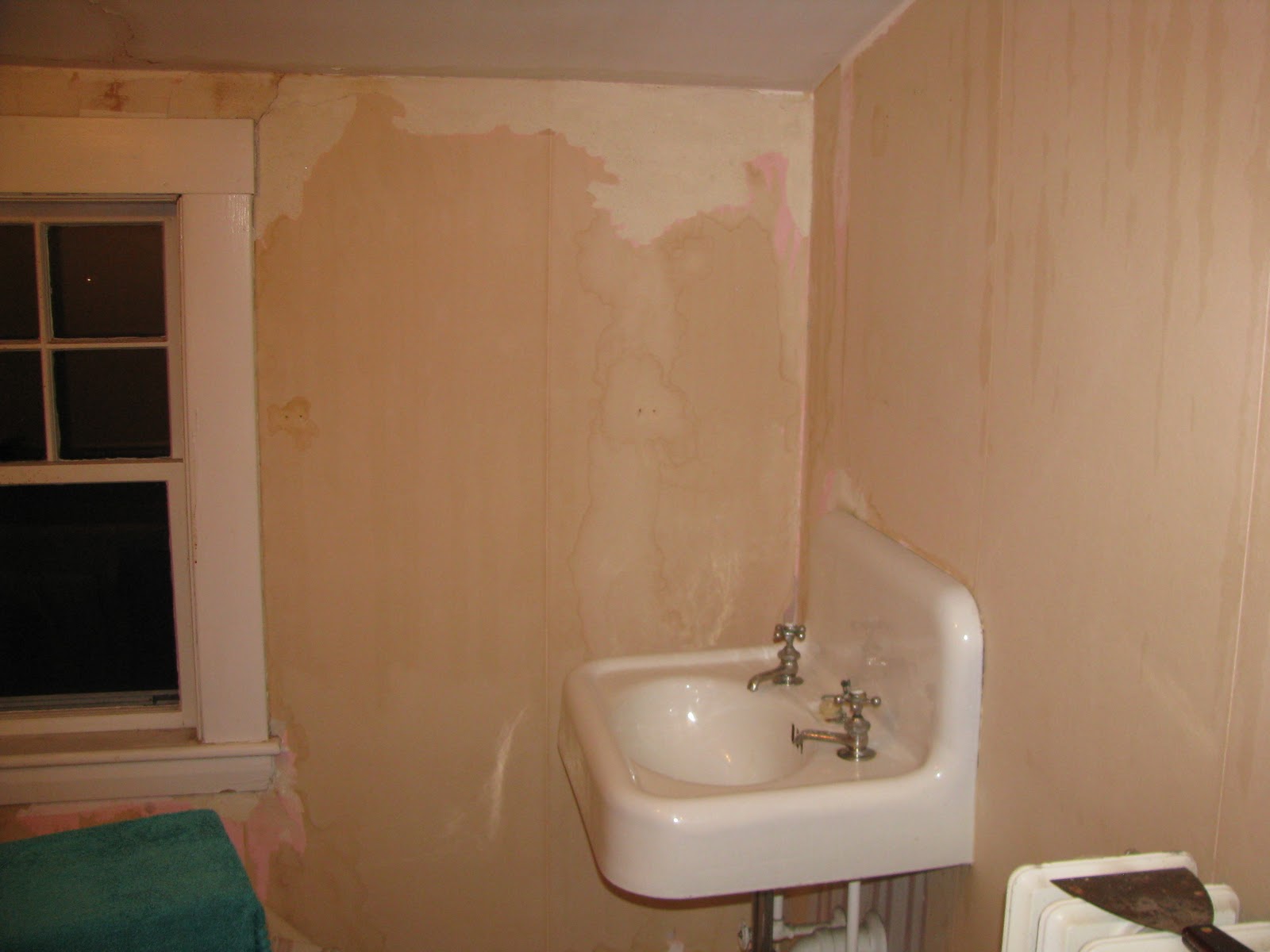 How To Remove Wallpaper Glue 1600x1200