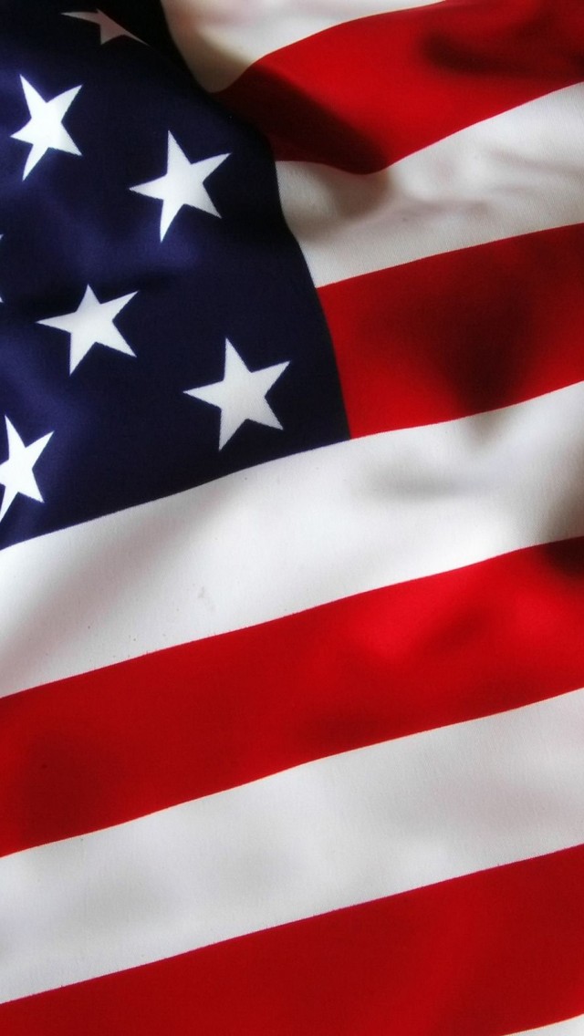 Hình nền cờ Hoa Kỳ - thể hiện tình yêu và sự tôn trọng đối với quốc gia này. Với màu sắc tươi sáng và thiết kế đơn giản, tấm hình nền này sẽ làm cho thiết bị của bạn trở nên nổi bật và độc đáo.