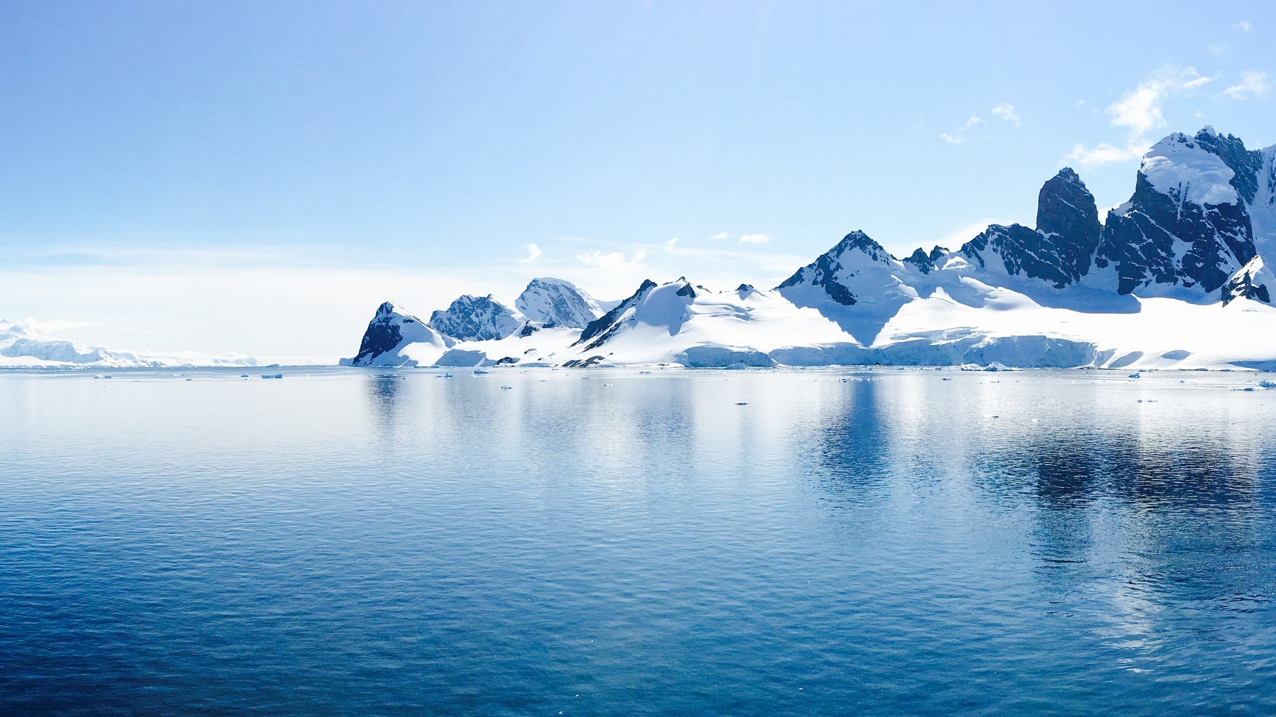 Antarctica Wallpaper Notebook
